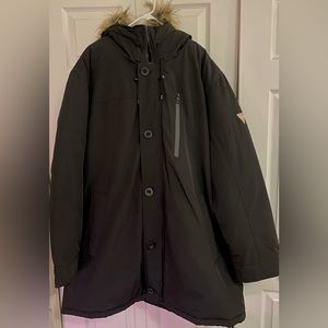 Guess Men’s Long Heavyweight Coat Parka